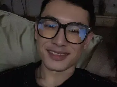 寻人启事 ：​有见过这个男孩子嘛？克拉克三号园区失联二十多天了！