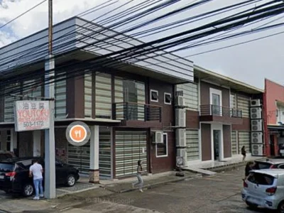张某在内湖省餐厅外遭枪杀