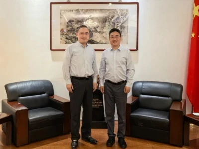驻琅勃拉邦总领事张社平会见中国-东盟中心秘书长史忠俊！