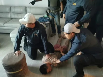 房中持枪逼迫两名女子吸毒，台湾男在泰被捕！