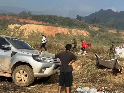 白家民兵到处抓中国人
