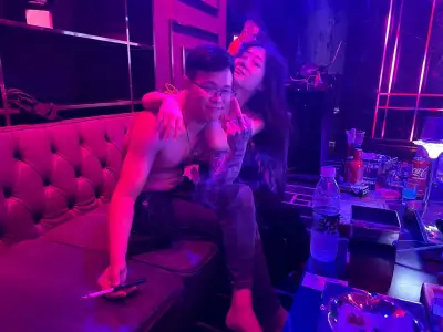 网友投稿：这个人叫许清扬台湾人 23岁   千万小心诈骗身边所有人