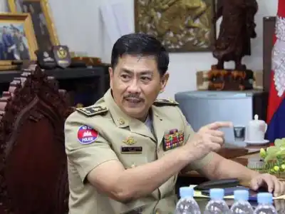撞死人后逃逸，金边警长要求肇事司机立马自首