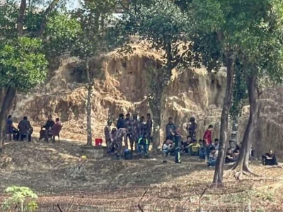缅甸内战战火蔓延至邻国边境地区，至少两人被炸死！