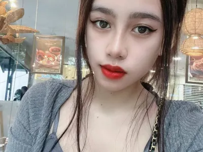 群友投稿：曝光这个住shore的妓女偷钱