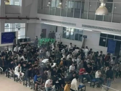 非法入境并居留缅甸妙瓦底的首批150名中国籍人员被遣返回国