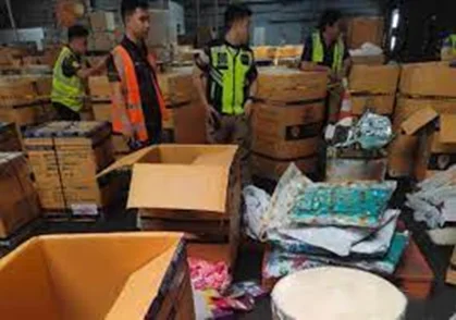 马尼拉国际集装箱港口查获价值 3900 万比索的大麻