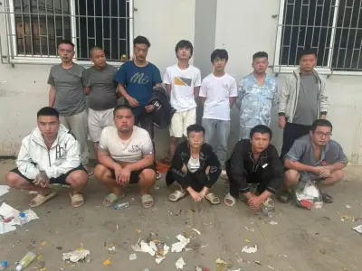 群友投稿：3.6号万鑫在警察局卖的同事，请联系我