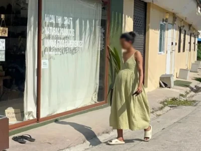 仅提醒脱鞋进店 孕妈被俄女踢打