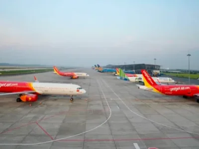客机停飞、机票告急！越南航空业面临客机短缺困境