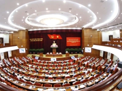 越共中央书记处决定对7名违纪党员给予开除党籍处分