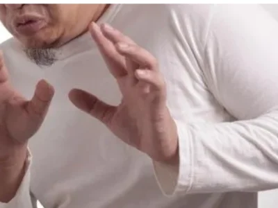 惨！泰国65岁老伯勇服3颗“伟哥”，致下体被困“飞机杯”中肿胀流血！