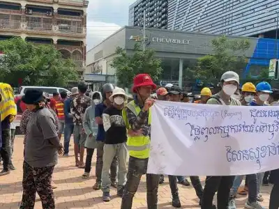 金边70名工人抗议讨薪