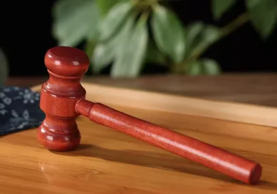 在缅甸某K国际、某兴、某庄诈骗集团摸爬滚打一年后，这名中国男子最终中获得了…