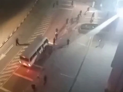 网友投稿：今天凌晨硅谷A7，小红楼被突袭