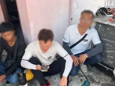 突发！2中国男子在泰非法务工被捕！