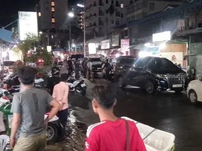 西港中国人开车追撞还开枪，2人落网