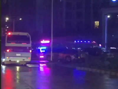 网友投稿：特区老缅新村二期深夜突袭黑公司收网