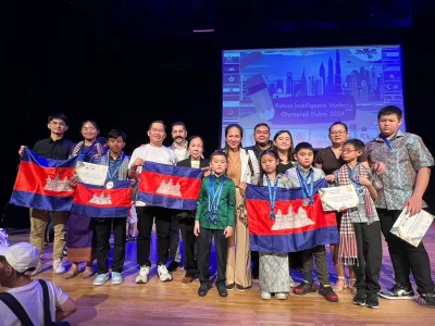 洪玛耐幼子勇夺两枚金奖，洪森亲王发文祝贺