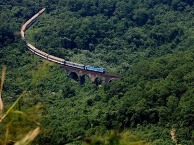 乘坐越南火车，享受“慢旅行”