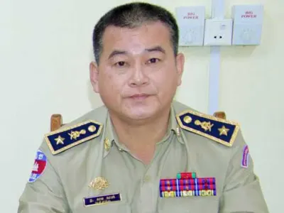 向3名赌徒索贿3000美元？实居副警长：我没收钱