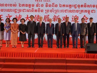 汪文斌大使履新欢迎晚会隆重举行