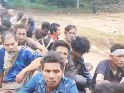 腊戌东北军区战斗中被俘的2000余名士兵及家属获释，前线医护人员随同前往医治伤员