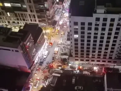 网友投稿：维多利亚对面楼发声什么事了？