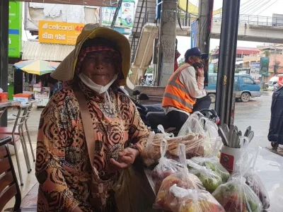 处境艰难，小商贩抱怨生意难做