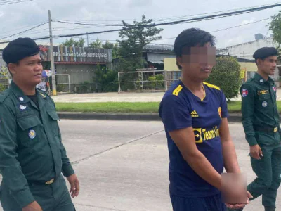 金边一裁缝师竟当街袭击并抢劫一名警员