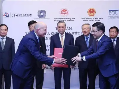 越共总书记苏林与美国大型企业座谈