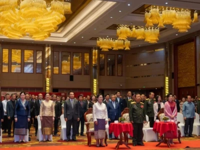 驻老挝使馆举行招待会 隆重庆祝国庆75周年