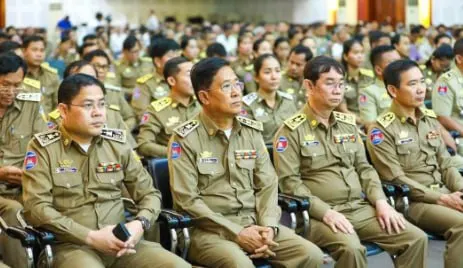 柬埔寨发放柬新年补贴，军警等每人12.5美元