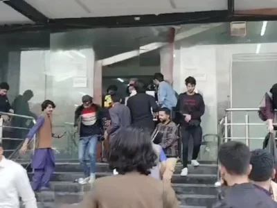 巴基斯坦伊斯兰堡警方破获并摧毁国际诈骗呼叫中心！