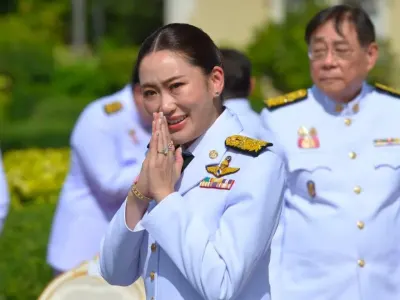 泰国美女总理 成功化解下台危机，继续留任泰国总理