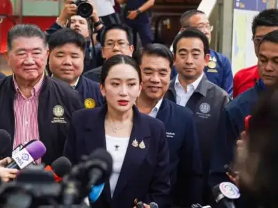 泰总理震怒要求彻查倒塌大楼！