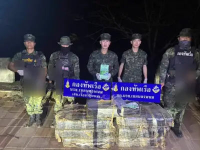 价值1亿泰铢毒品藏中国茶叶袋，数名毒贩湄公河夜遁老挝边境