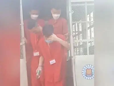 "我们只是打工的！"9名中国人当庭喊冤，涉350公斤毒品大案