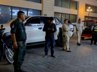 金边：不良少年在一家中国超市闹事，还拍视频上传至抖音