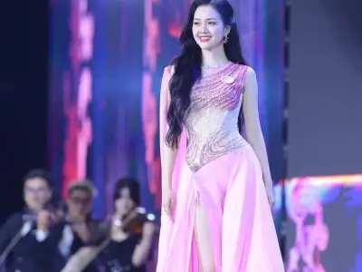 快来看，越南小姐姐们真养眼