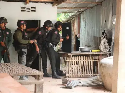 柴桢发生警匪枪战，一嫌犯被击伤！
