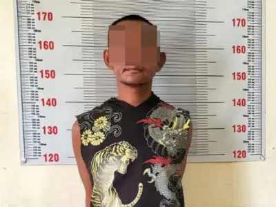 情杀！柬埔寨两个流浪汉爱上同一个女人...