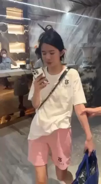 网友投稿 可欣欠钱不还