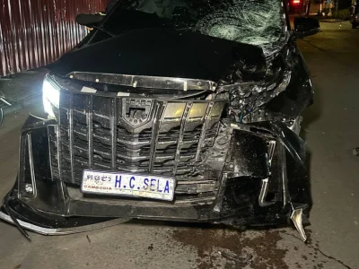 金边豪车撞摩托酿惨剧，2名中国人当场死亡