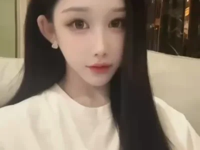 小姐姐投稿 女孩高兴