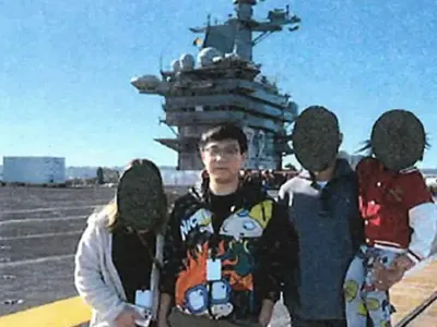 两名中国公民被控间谍罪！潜入美军基地策反海军人员，涉嫌核心军情外泄！