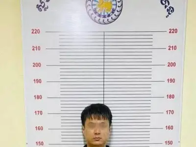 一中国男子持刀伤人被捕