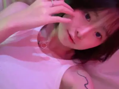 网友投稿：07年外号啵啵子吸毒精神分裂到处睡