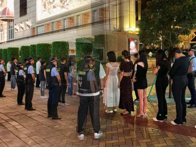 治安警开展雷霆行动截查264人查获19人涉黑兑卖淫逾期逗留
