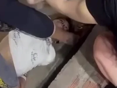 中国女子花木兰痛打两男子